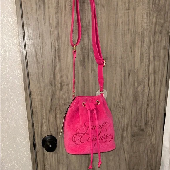 Juicy beach couture crossbody. Pink flash coloring - Picture 6 of 6